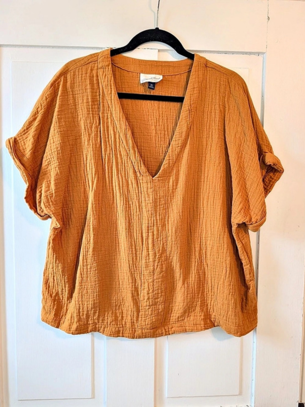 Universal Thread Cotton Gauze V-Neck Blouse in Gold/Sunflower XL